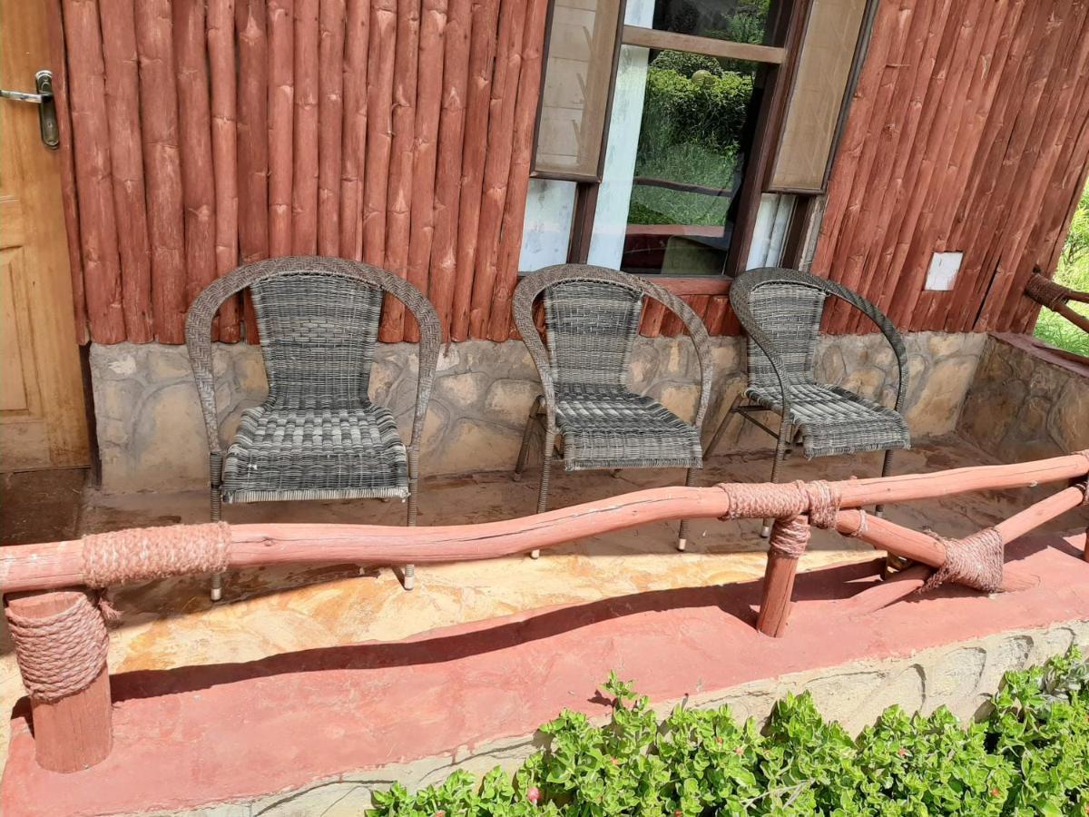 Aa Lodge Амбосели Екстериор снимка