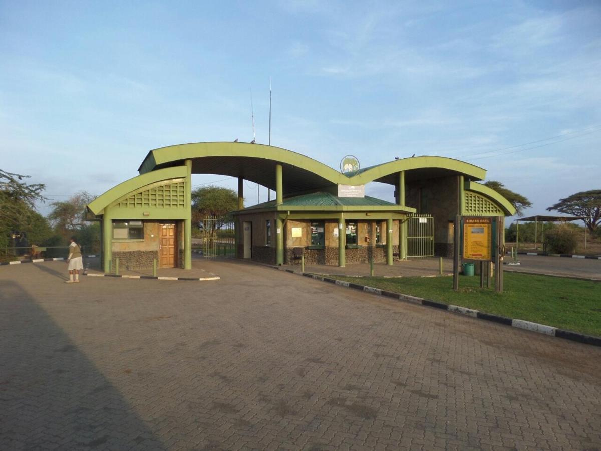 Aa Lodge Амбосели Екстериор снимка