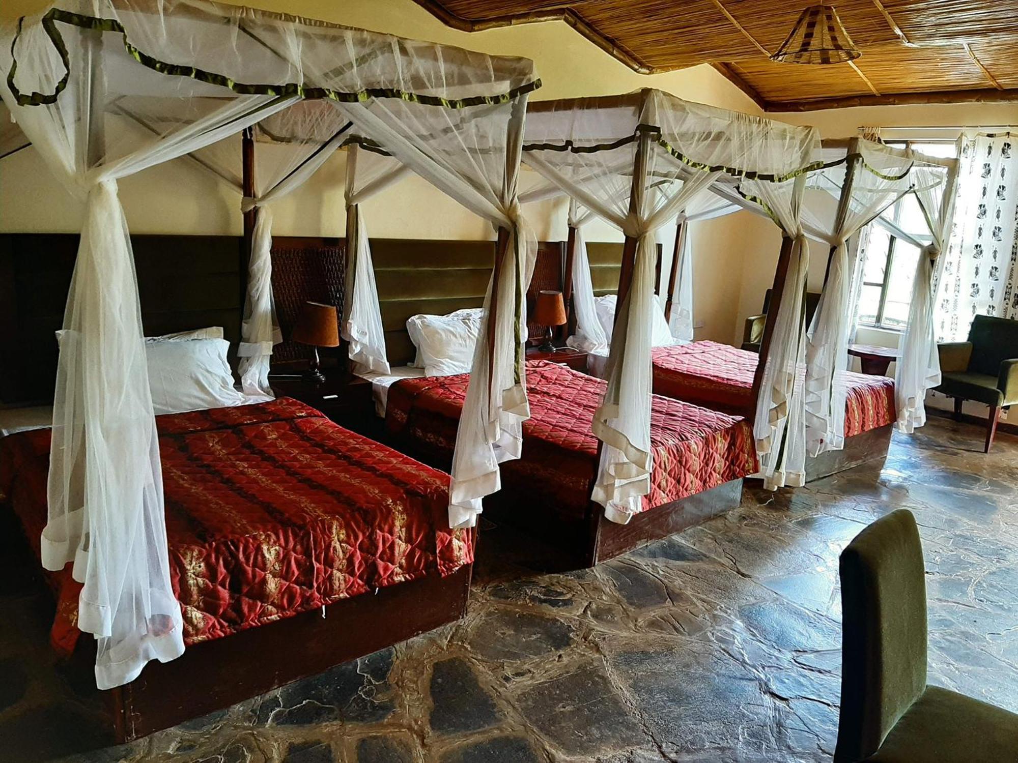 Aa Lodge Амбосели Екстериор снимка